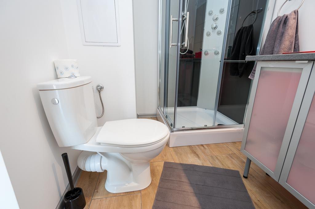 Apartamenty Zamulkowa 4Two Катовице Экстерьер фото